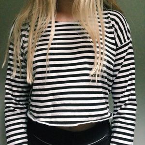 F21 crop long sleeve